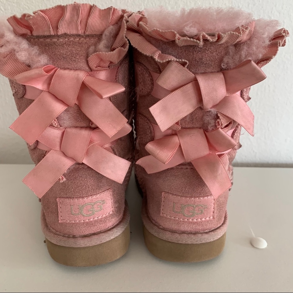 Ugg Australia Girls Kids Bailey Bow Pink Boots, 8